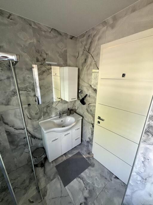 Villa Moste 3-Free Parking&Pool, Ev Station Любляна Экстерьер фото
